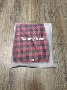 Tommy John Women's Red & Black Plaid Sleep Pants